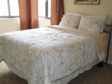 Bedroom 2 with queen bed